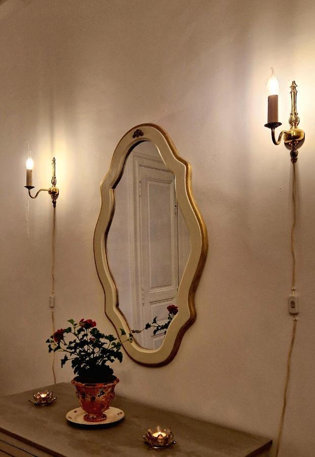 La Tour De Pezene Bed & Breakfast *