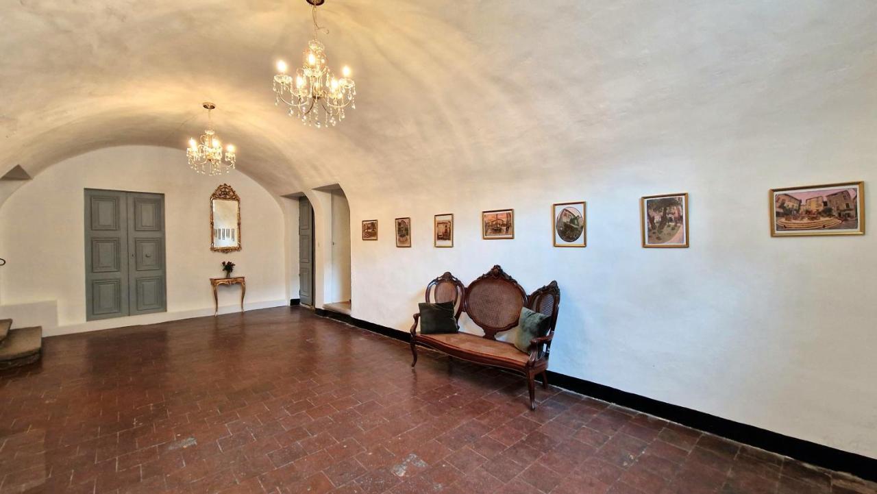 La Tour De Pezene Bed & Breakfast *
