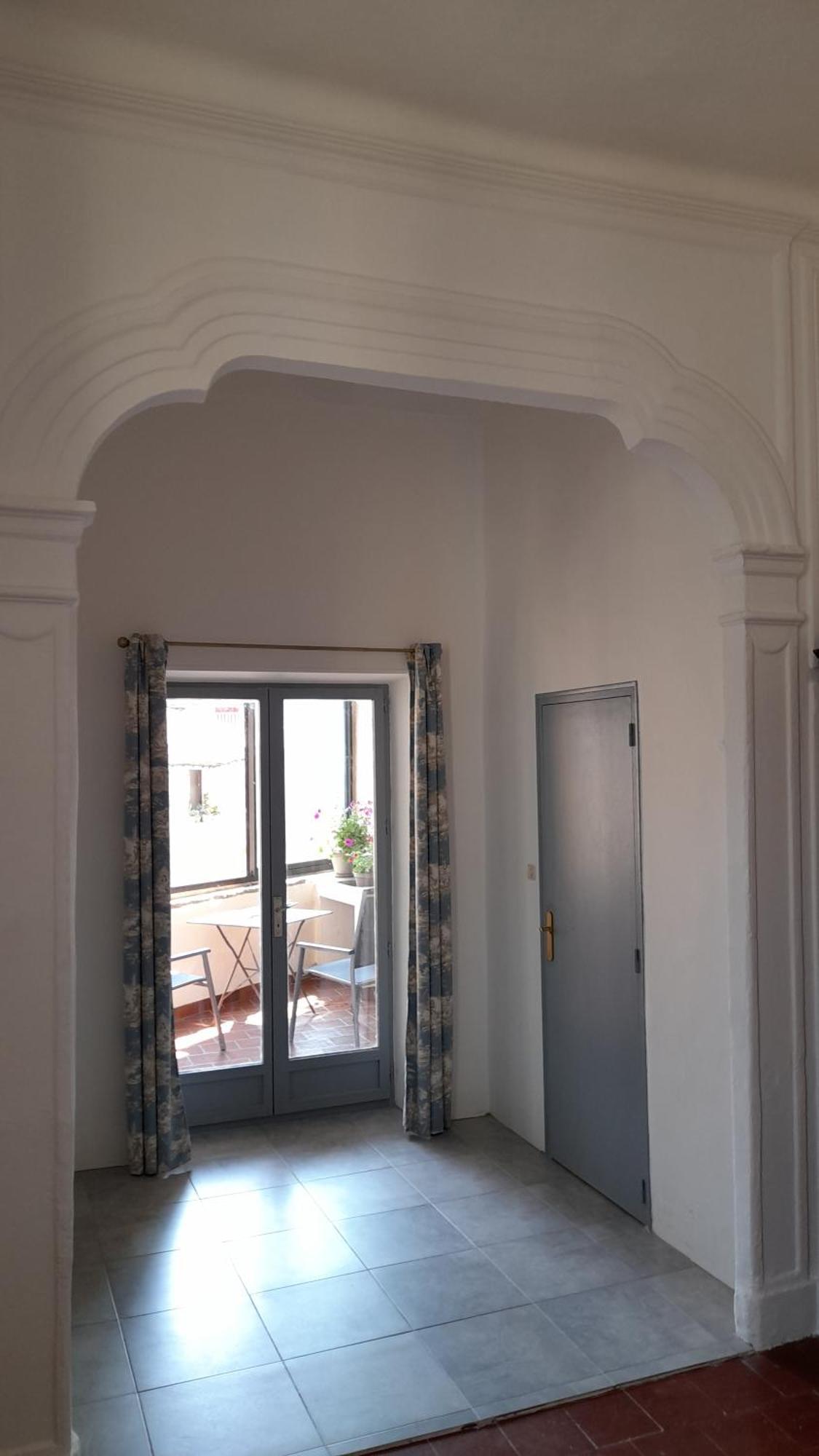 La Tour De Pezene Bed & Breakfast *